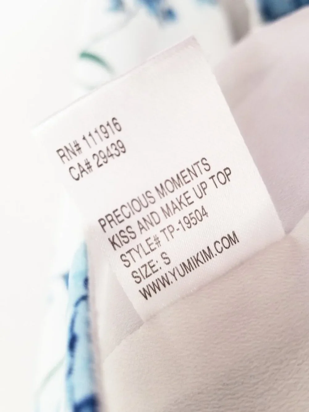 Yumi Kim Kiss And Make Up Wrap Tie Blouse Top S Precious Moments Floral $138